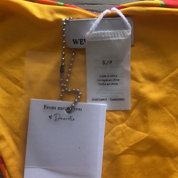 WeWoreWhat Delilah Paradise Marble Bikini Bottom Size S
listing-status-banner - Picture 3 of 5